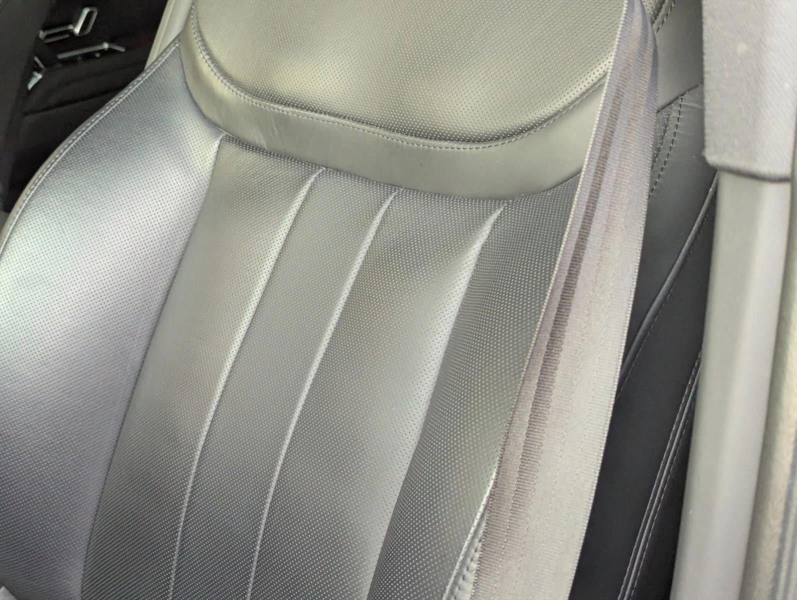 2025 Land Rover Range Rover P550e SE SWB