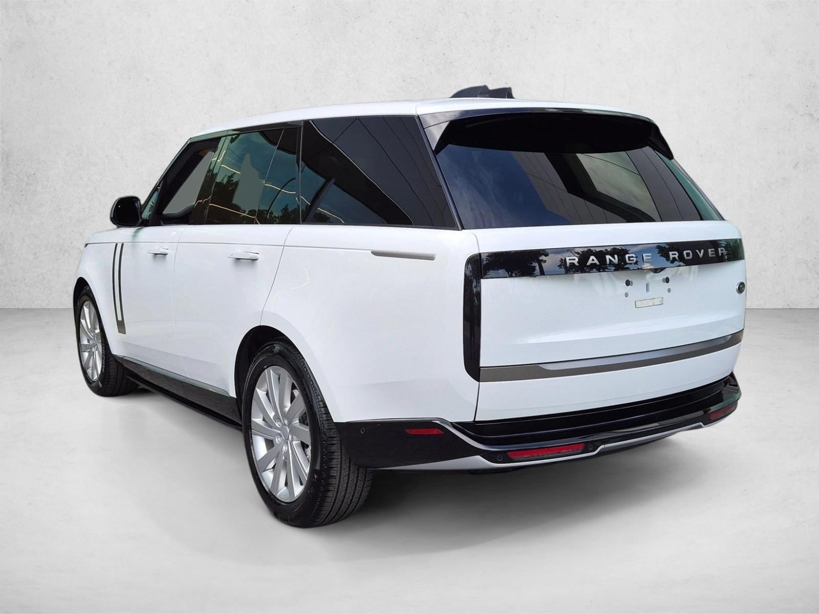 2023 Land Rover Range Rover P400 SE SWB