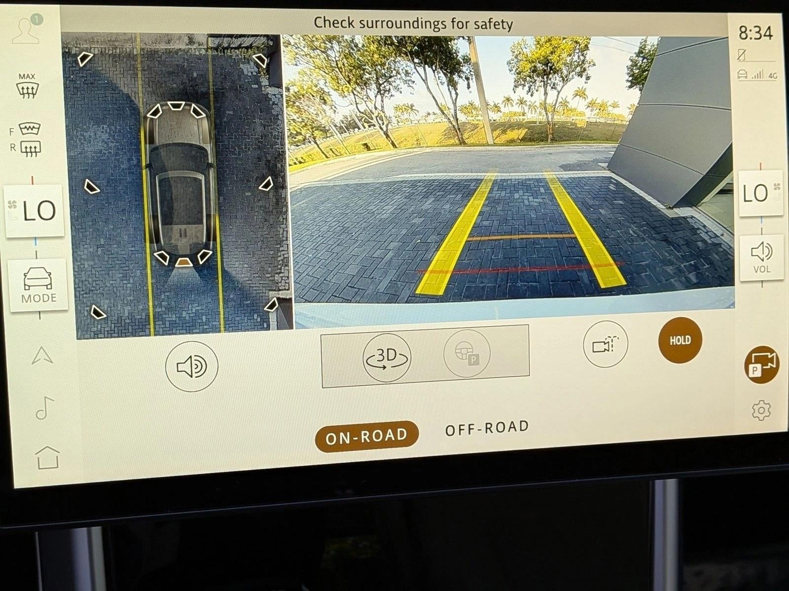 2025 Land Rover Range Rover P400 SE SWB