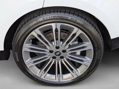 2025 Land Rover Range Rover P400 SE SWB