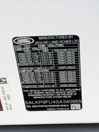 2025 Land Rover Range Rover P400 SE SWB