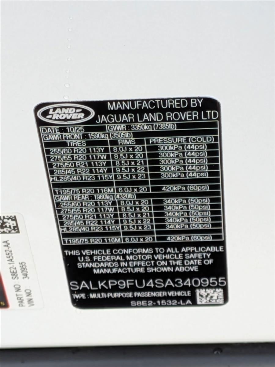 2025 Land Rover Range Rover P400 SE SWB