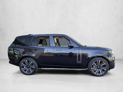2023 Land Rover Range Rover P400 SE SWB