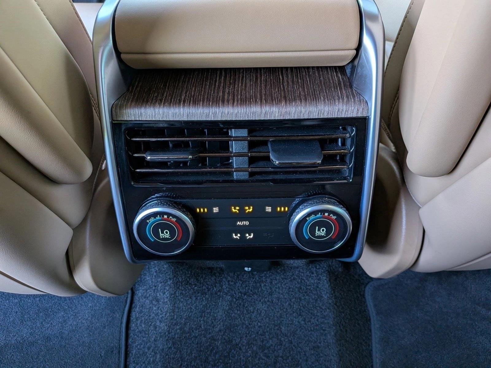 2024 Land Rover Range Rover P400 SE SWB