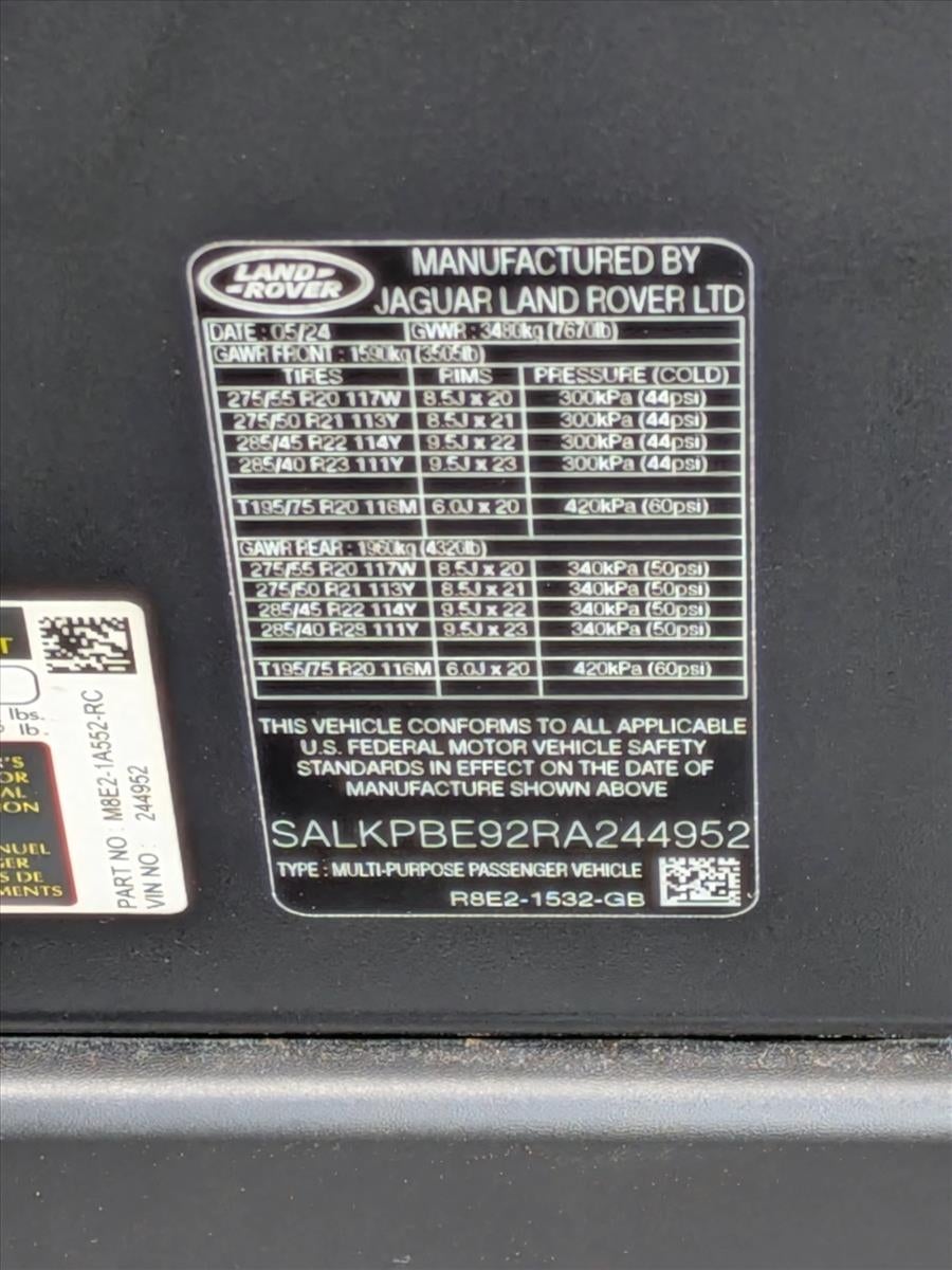 2024 Land Rover Range Rover P530 SE LWB 7 Seat