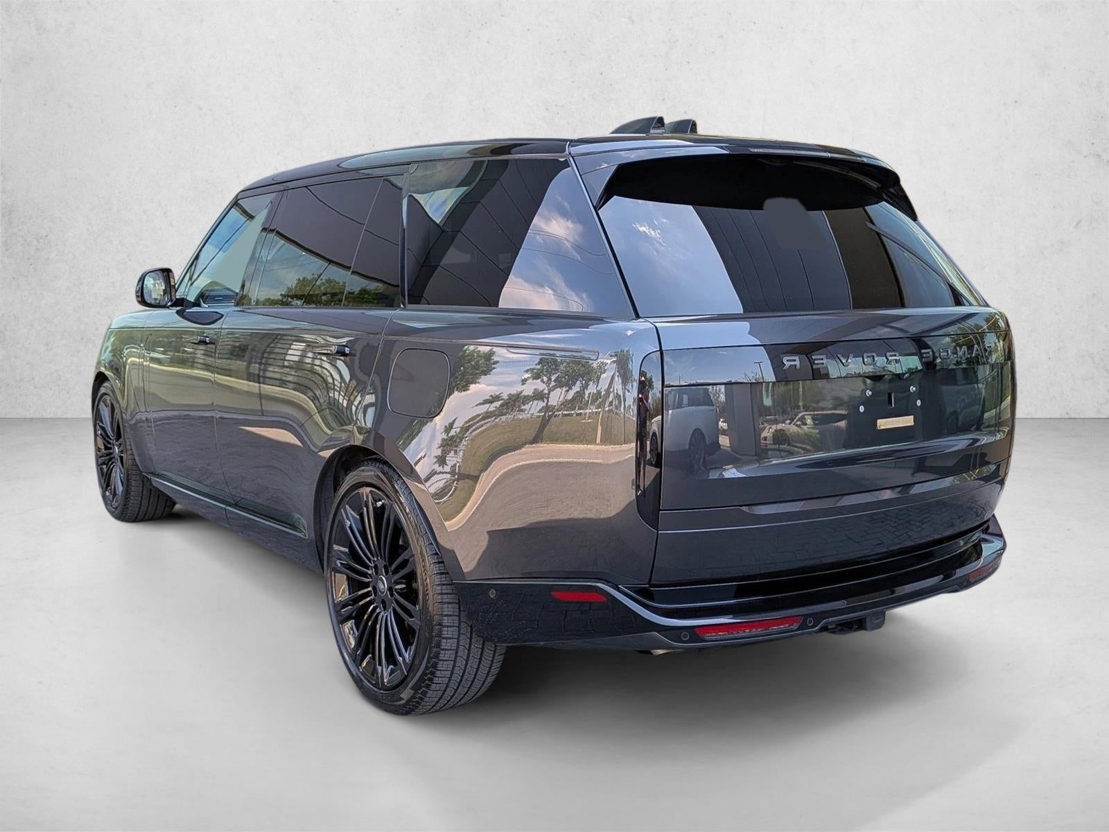 2024 Land Rover Range Rover P530 SE LWB 7 Seat