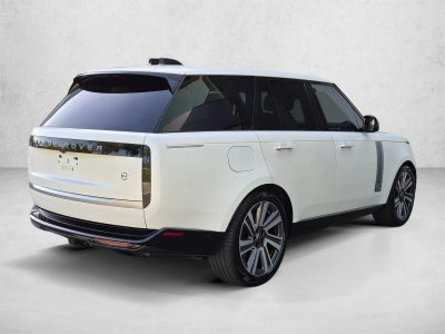 2025 Land Rover Range Rover P615 SV SWB