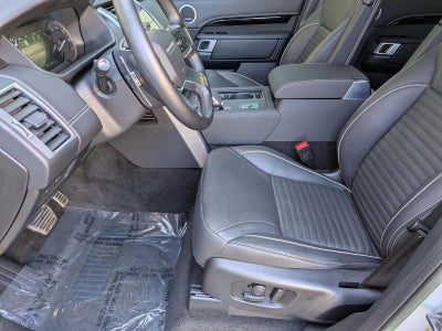 2023 Land Rover Discovery P300 S R-Dynamic