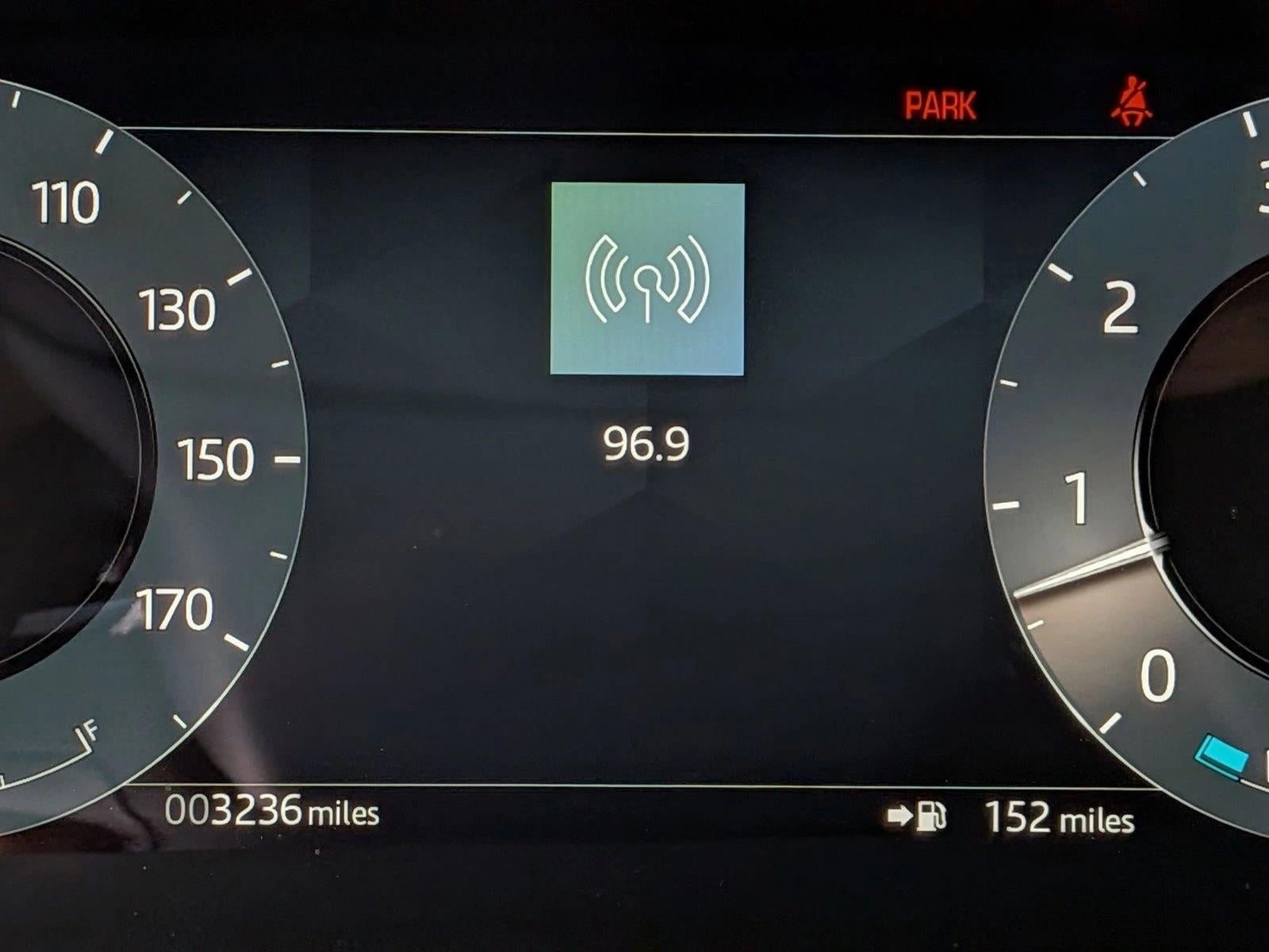 2026 Land Rover Range Rover Velar P400 Dynamic SE *Ltd Avail*