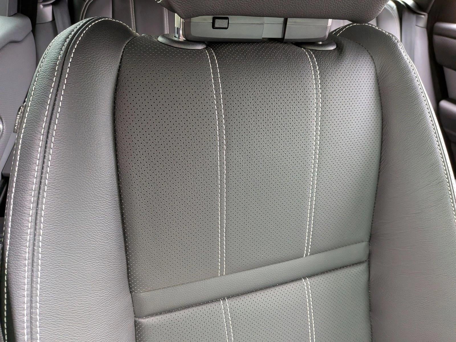 2023 Land Rover Range Rover Velar P340 R-Dynamic S