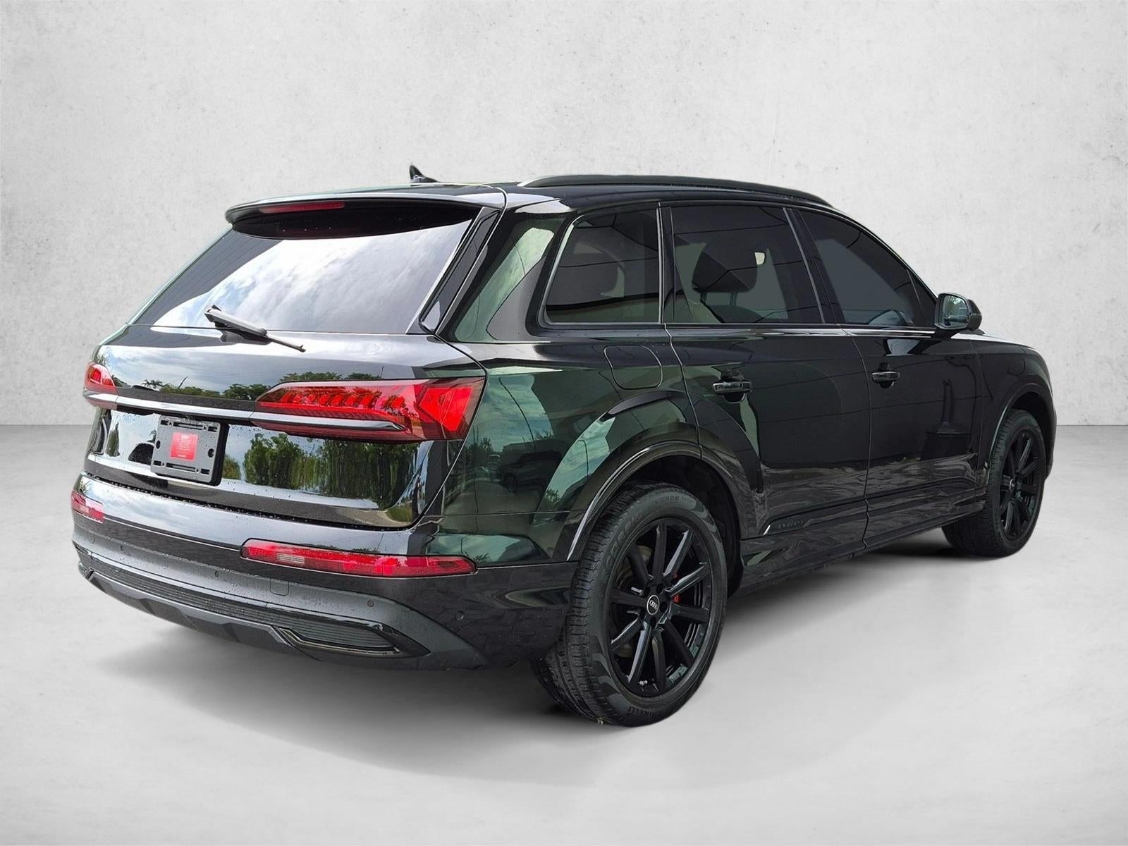 2022 Audi Q7 Premium Plus 45 TFSI quattro