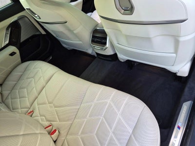2023 BMW 760i xDrive Sedan