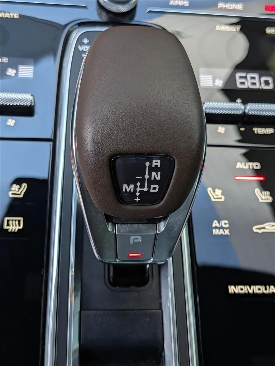 2023 Porsche Panamera Platinum Edition RWD