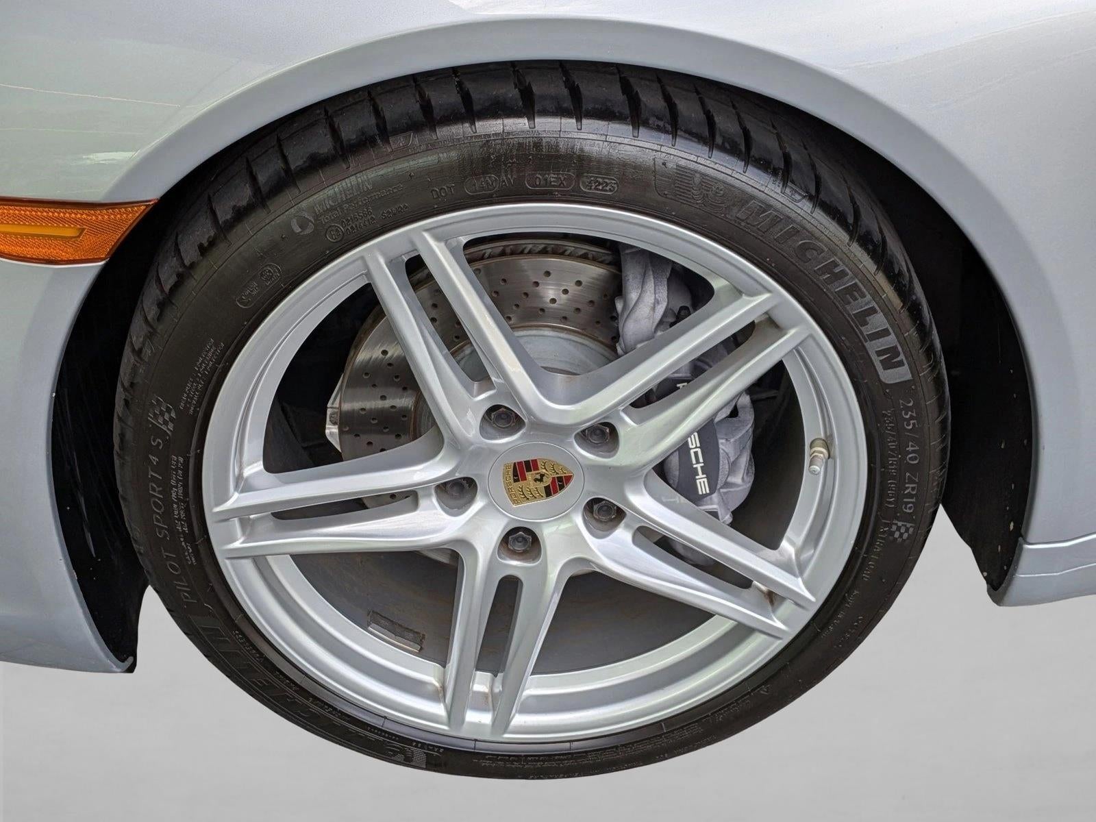 2017 Porsche 911 Carrera Cabriolet