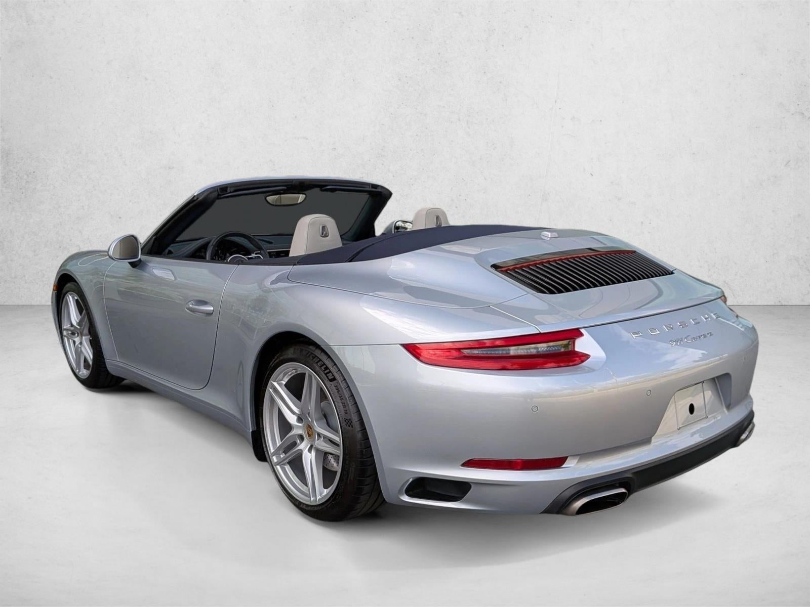 2017 Porsche 911 Carrera Cabriolet