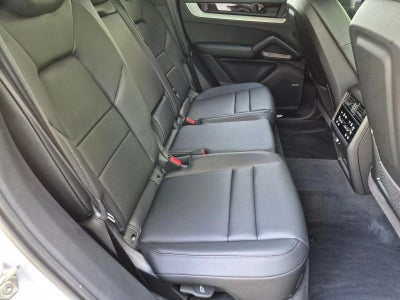 2026 Porsche Cayenne AWD