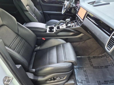 2023 Porsche Cayenne Platinum Edition Coupe AWD
