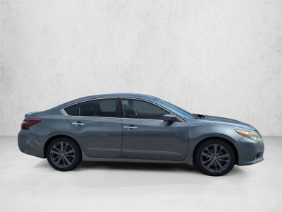 2018 Nissan Altima 2.5 SR Sedan