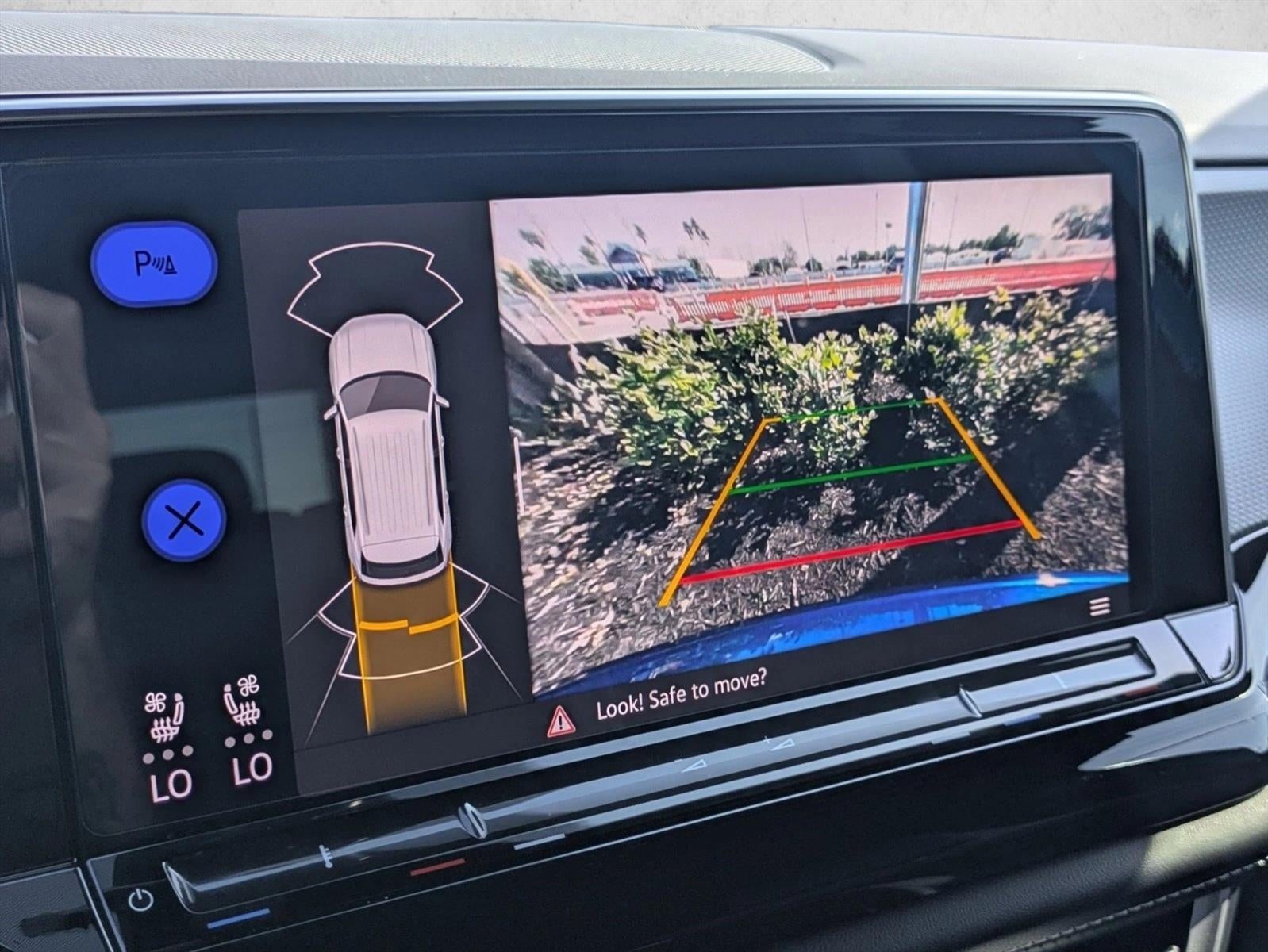 2024 Volkswagen Atlas Cross Sport 2.0T SEL R-Line 4MOTION