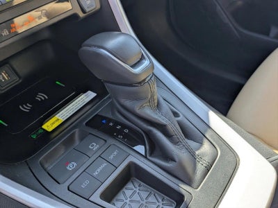 2023 Toyota RAV4 XLE Premium FWD (Natl)