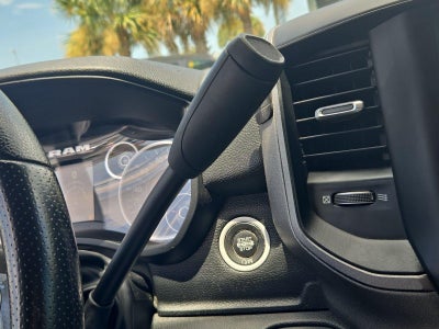 2020 RAM 3500 Tradesman 4x4 Crew Cab 8' Box
