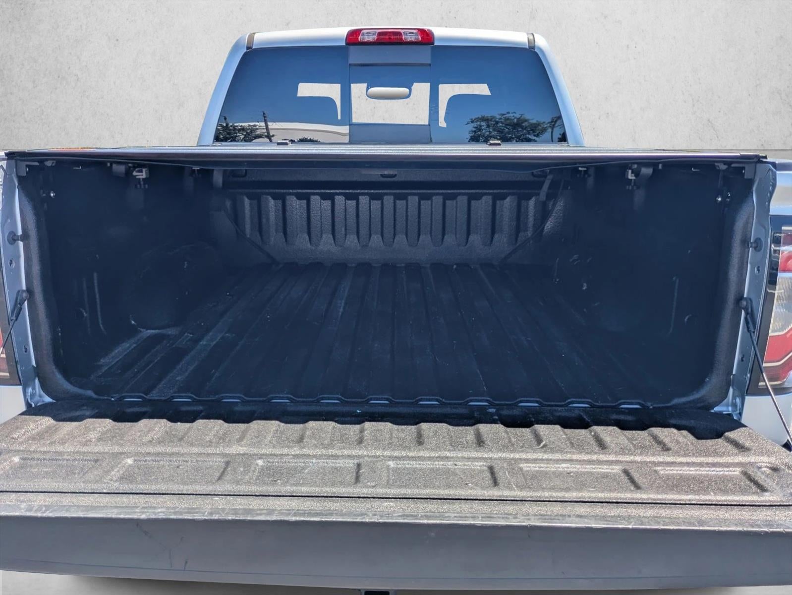 2017 GMC Sierra 1500 Crew Cab Short Box 4-Wheel Drive SLT