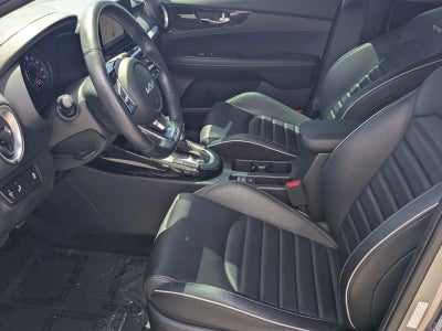 2022 Kia Forte GT-Line IVT