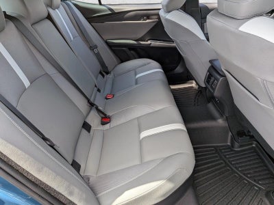 2025 Toyota Camry SE (SE)