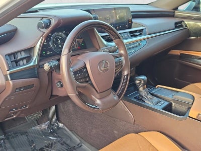 2021 Lexus ES 300h Ultra Luxury FWD