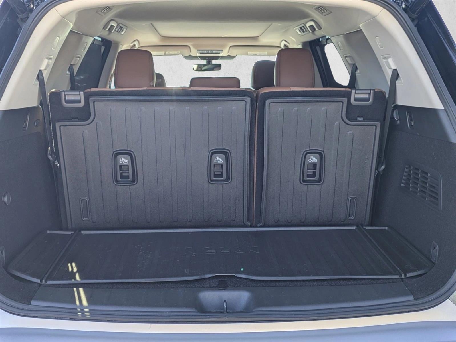 2025 Nissan Pathfinder Platinum 2WD