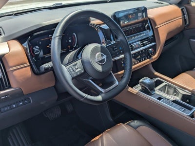 2024 Nissan Pathfinder Platinum 2WD