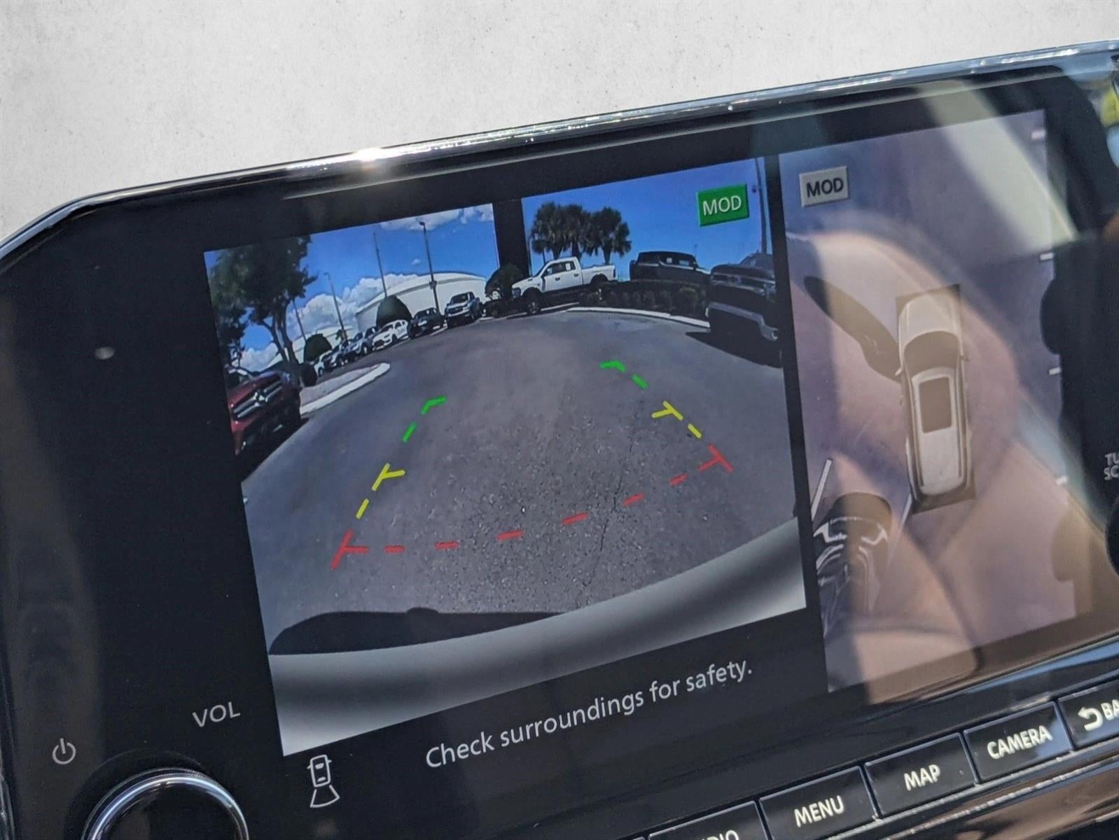 2024 Nissan Pathfinder Platinum 2WD