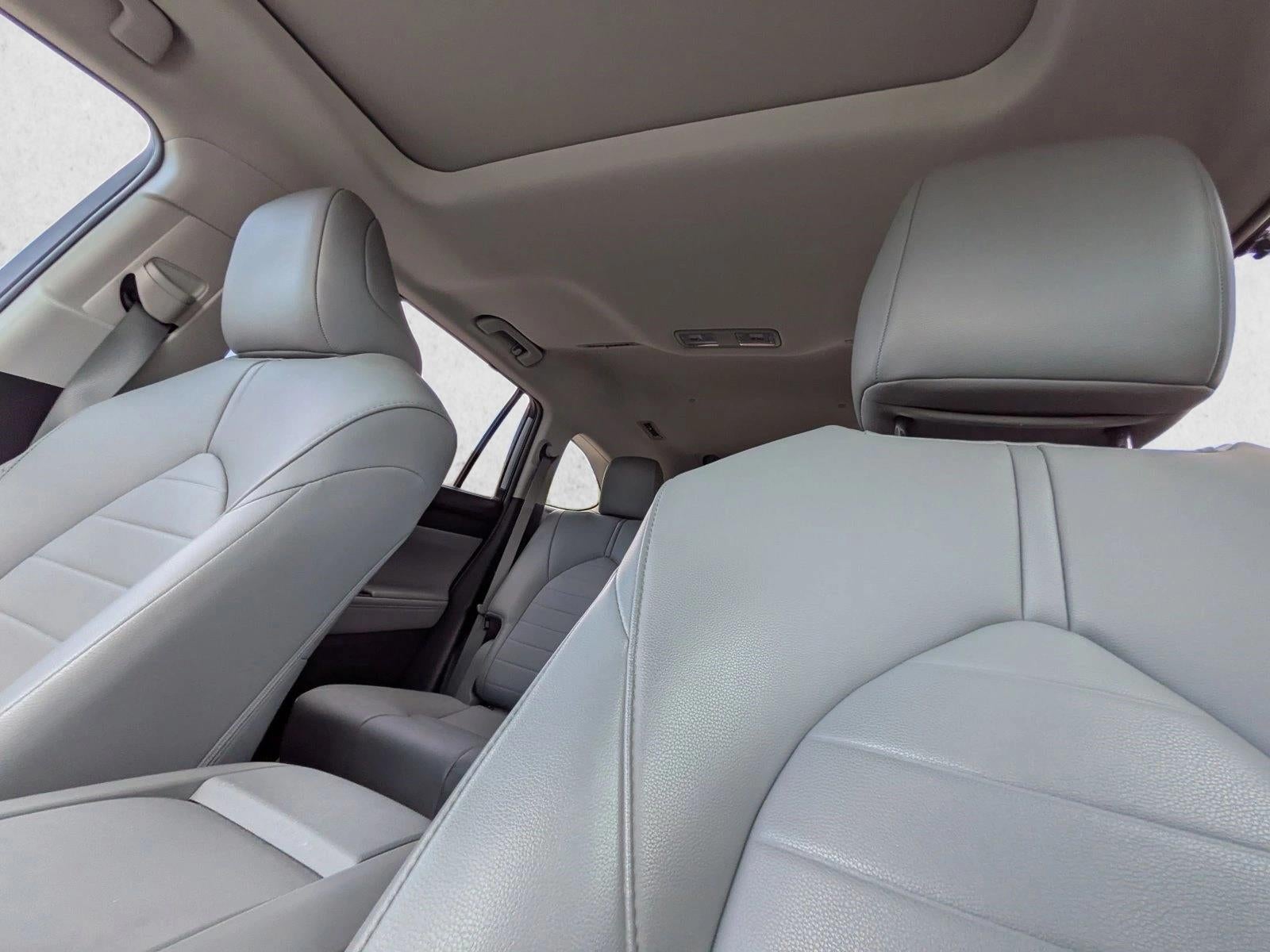 2020 Toyota Highlander XLE FWD (Natl)