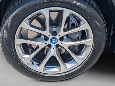 2025 BMW X5 xDrive50e Plug-In Hybrid