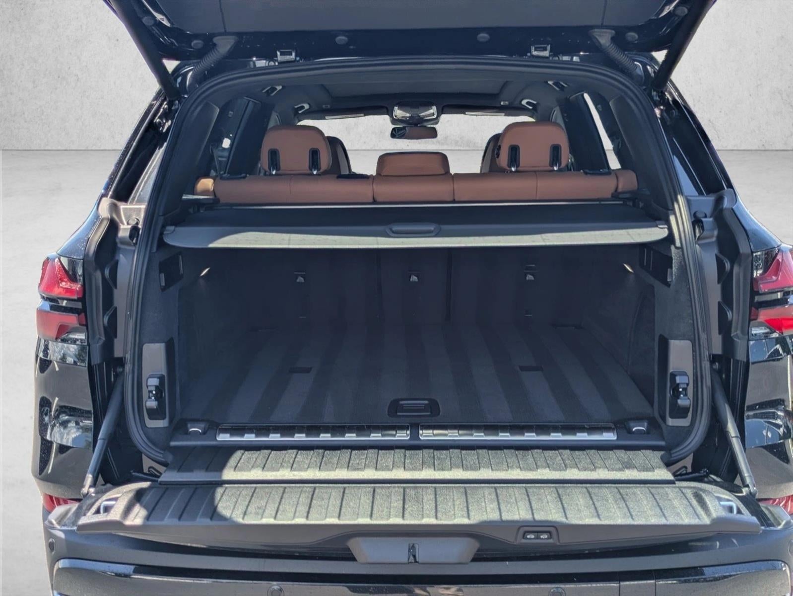 2025 BMW X5 xDrive50e Plug-In Hybrid