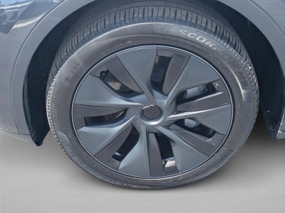 2024 Tesla Model Y Long Range AWD