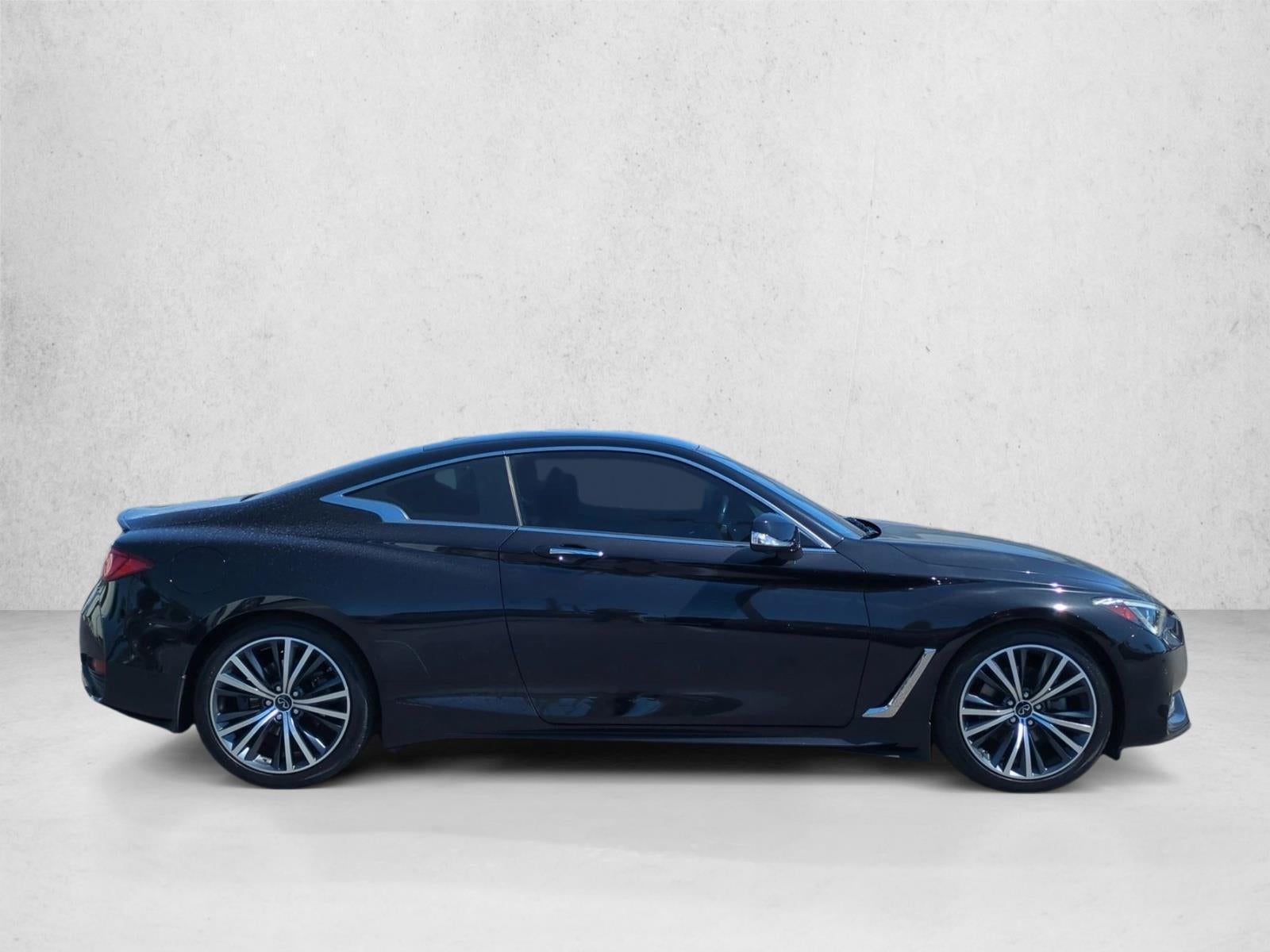 2022 INFINITI Q60 LUXE RWD