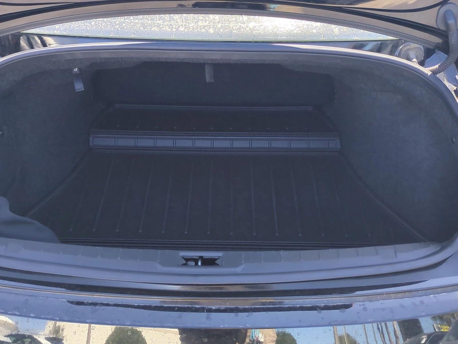 2022 INFINITI Q60 LUXE RWD