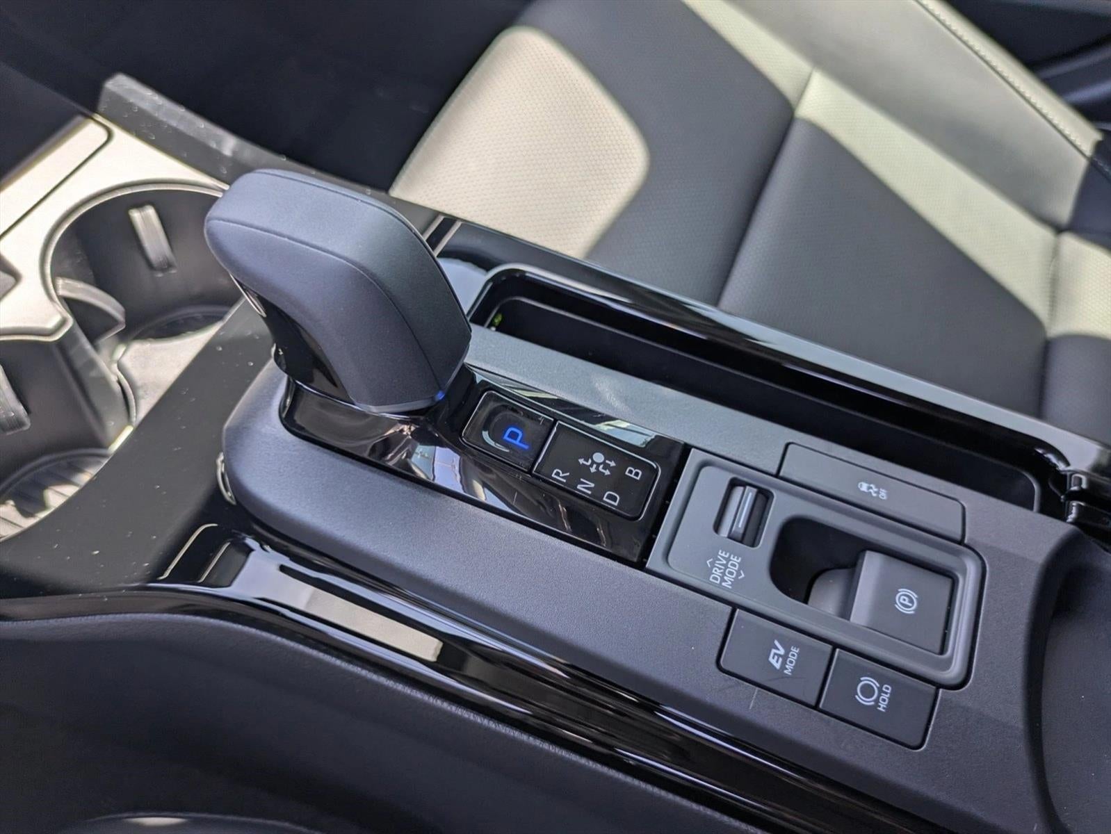 2026 Toyota Prius XLE (Natl)