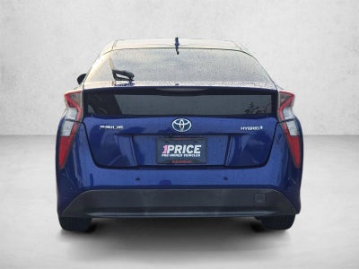 2017 Toyota Prius Three (Natl)