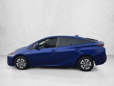 2017 Toyota Prius Three (Natl)