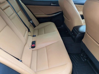 2019 Lexus IS 300 RWD