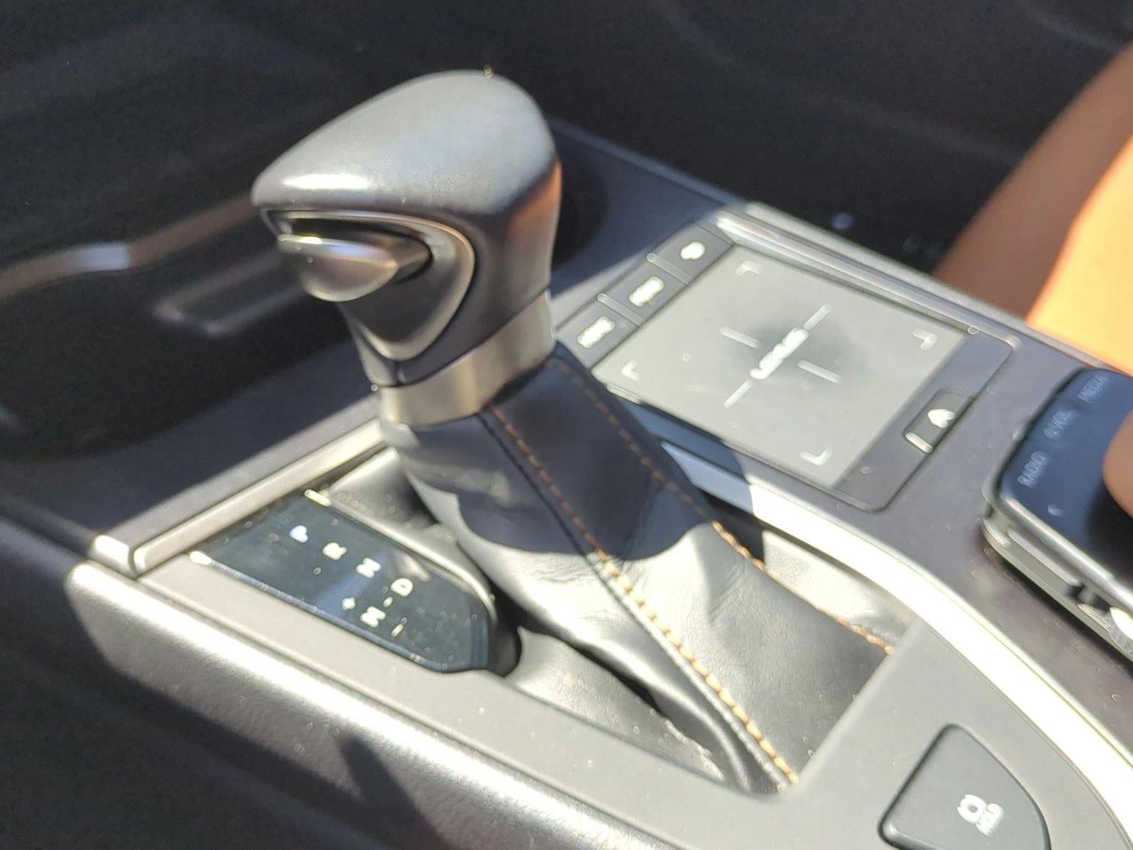 2022 Lexus UX 200 FWD