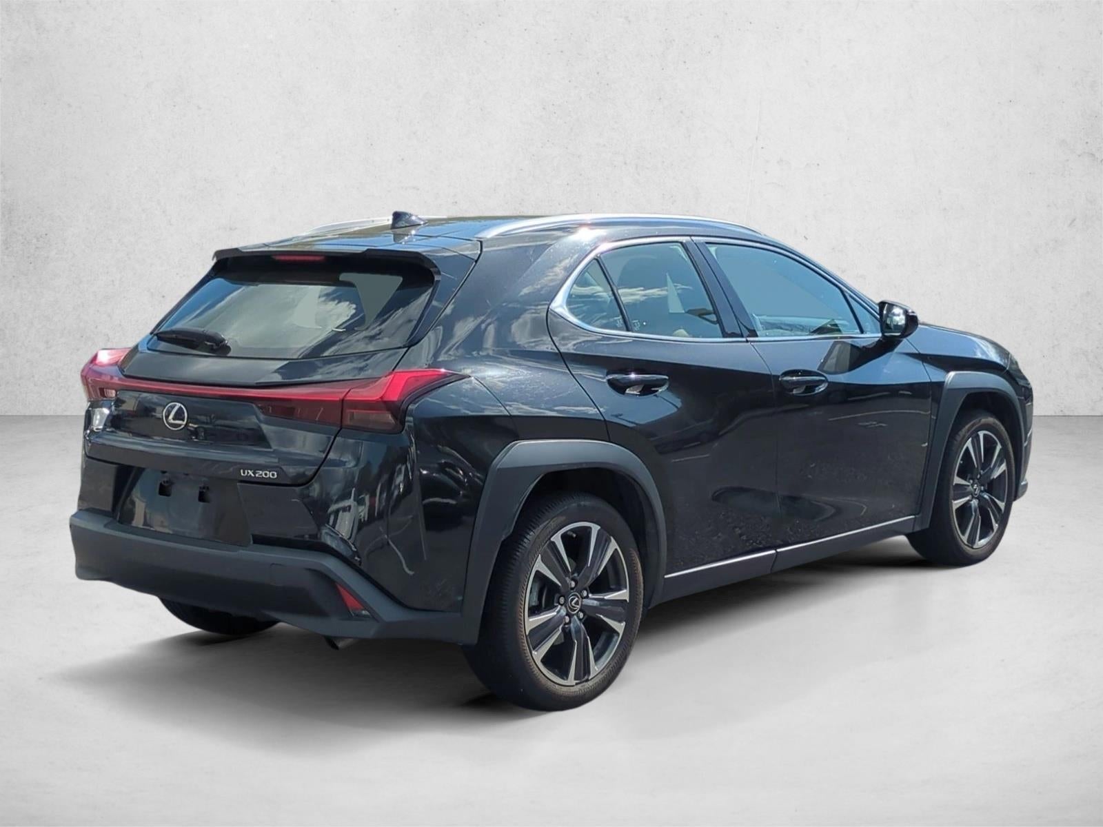 2022 Lexus UX 200 FWD