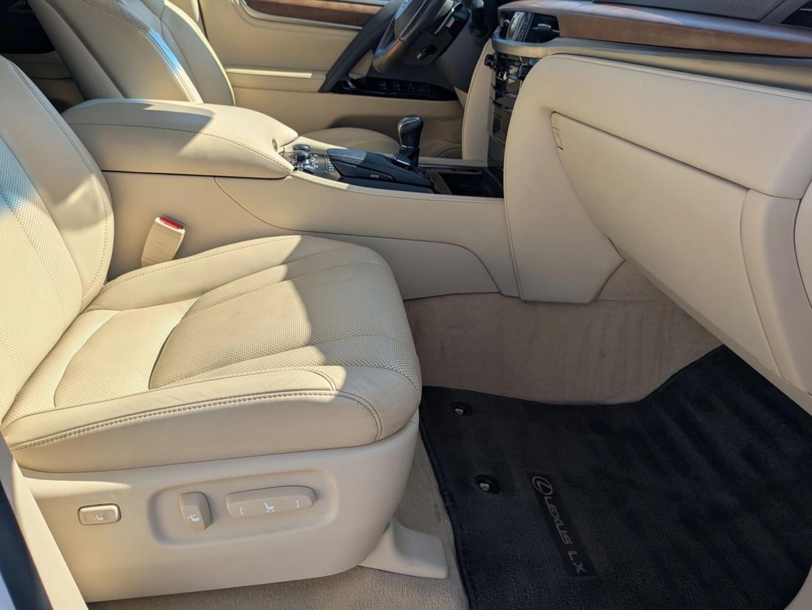 2020 Lexus LX 570 Two Row 4WD