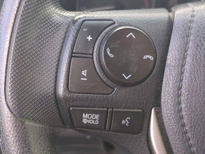 2017 Toyota RAV4 LE FWD (GS)