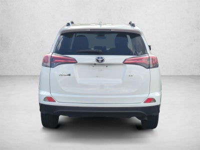 2017 Toyota RAV4 LE FWD (GS)
