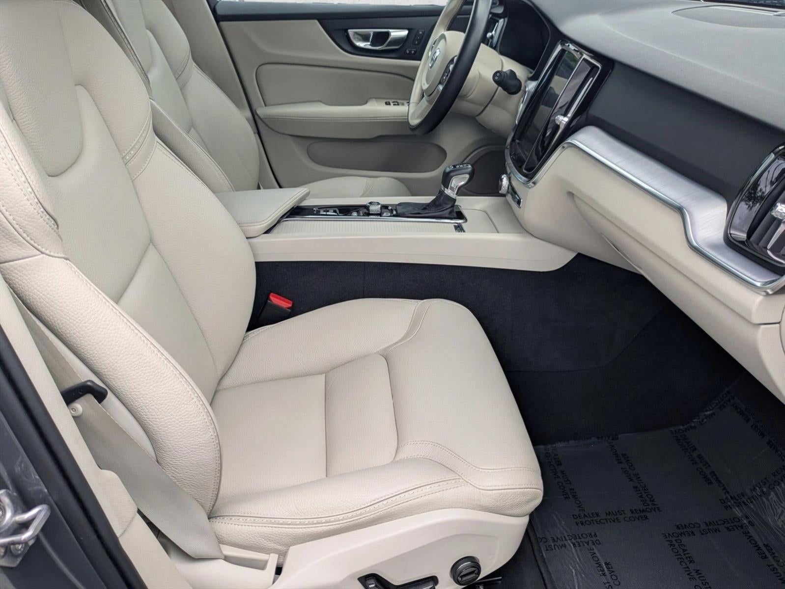 2020 Volvo V60 Cross Country T5 AWD