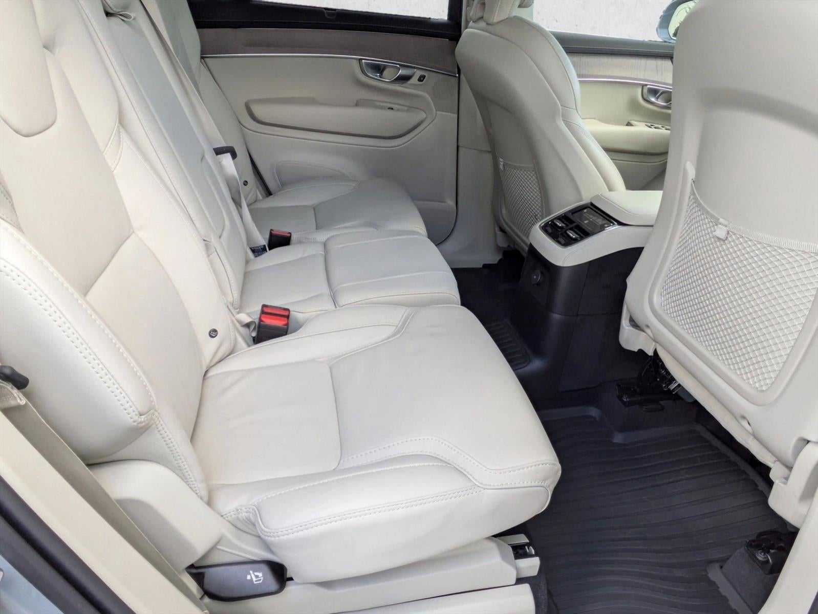2025 Volvo XC90 Plug-In Hybrid 2025.5 T8 AWD Ultra 7-Seater