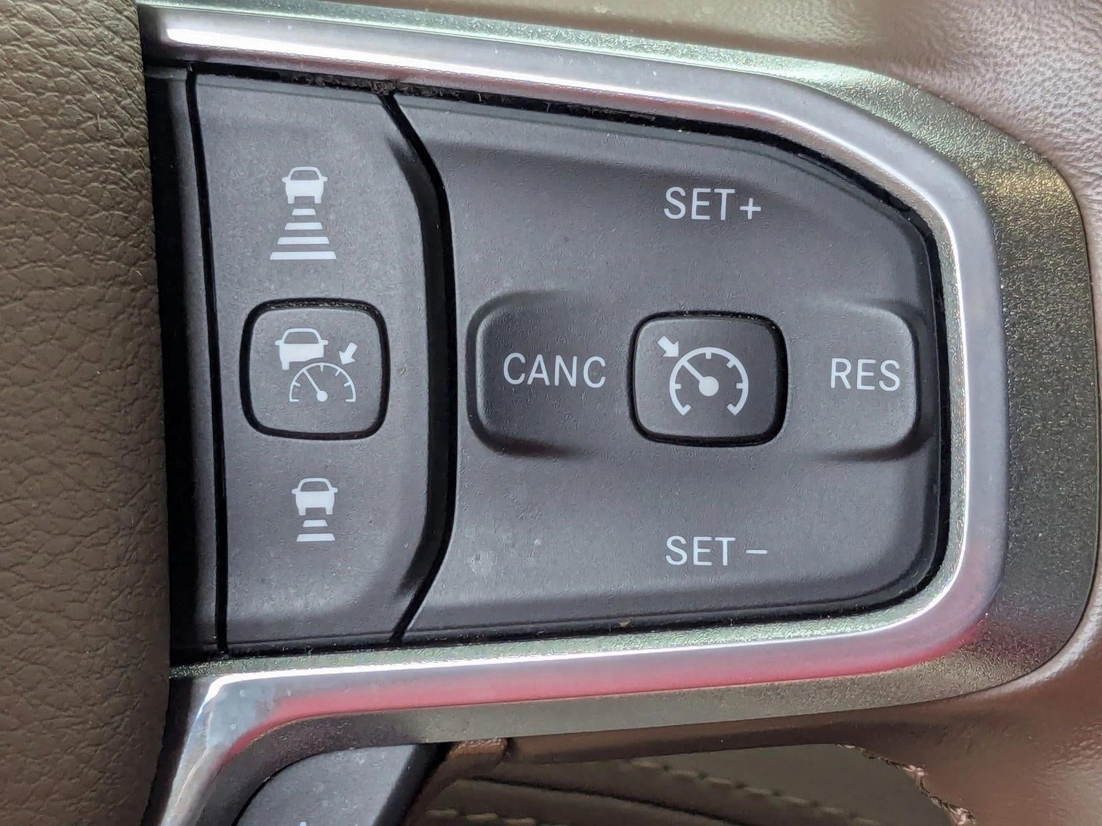 2022 RAM 1500 Longhorn 4x4 Crew Cab 5'7" Box